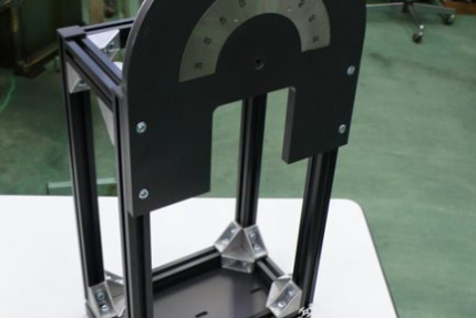 分光器角度調整装置