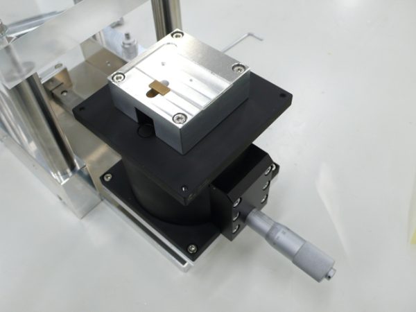 Plate Contacting Device