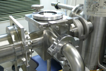 Isotope Microscope Load Lock Vacuum Chamber